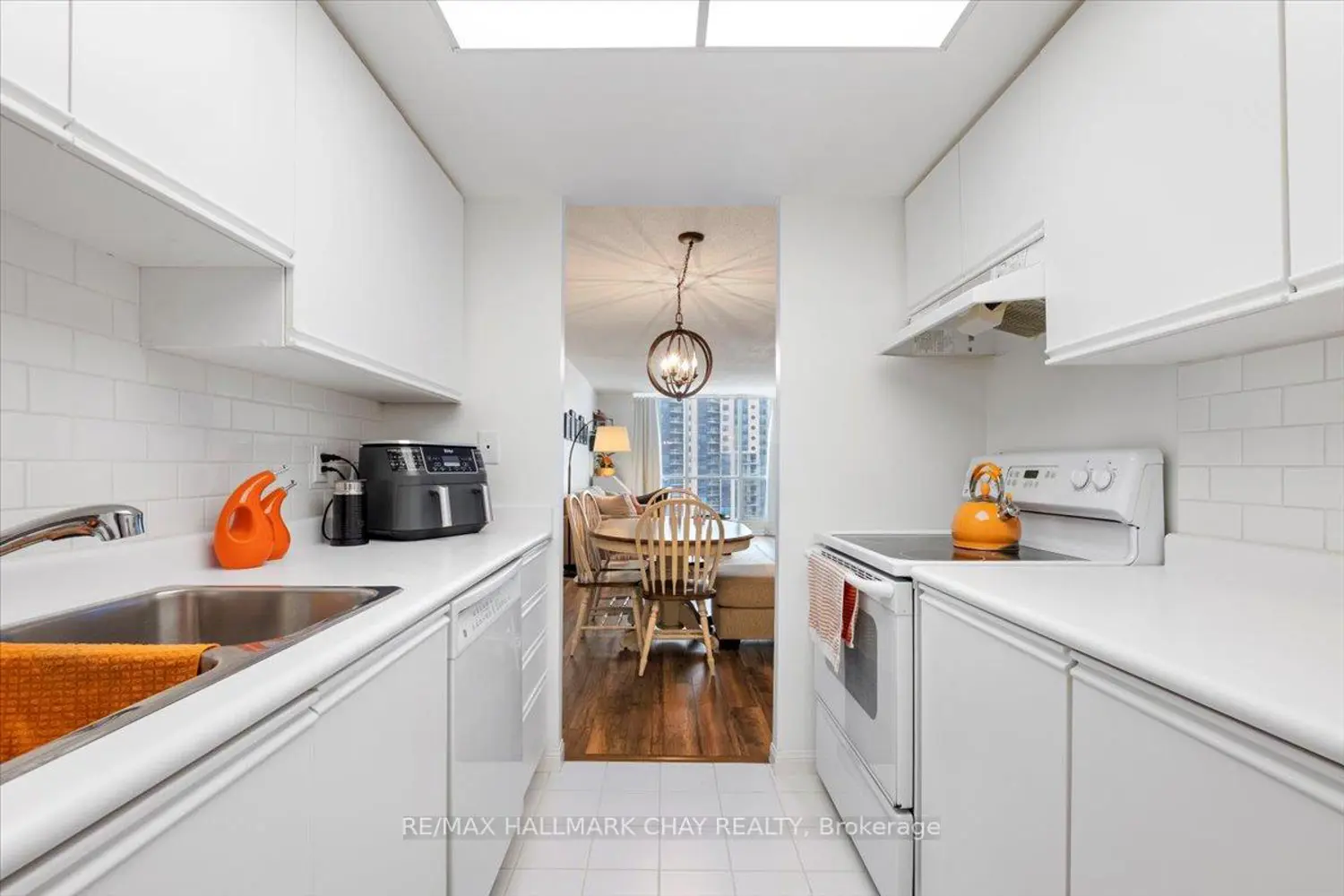 Additional image 13 of 65 Ellen Street 602