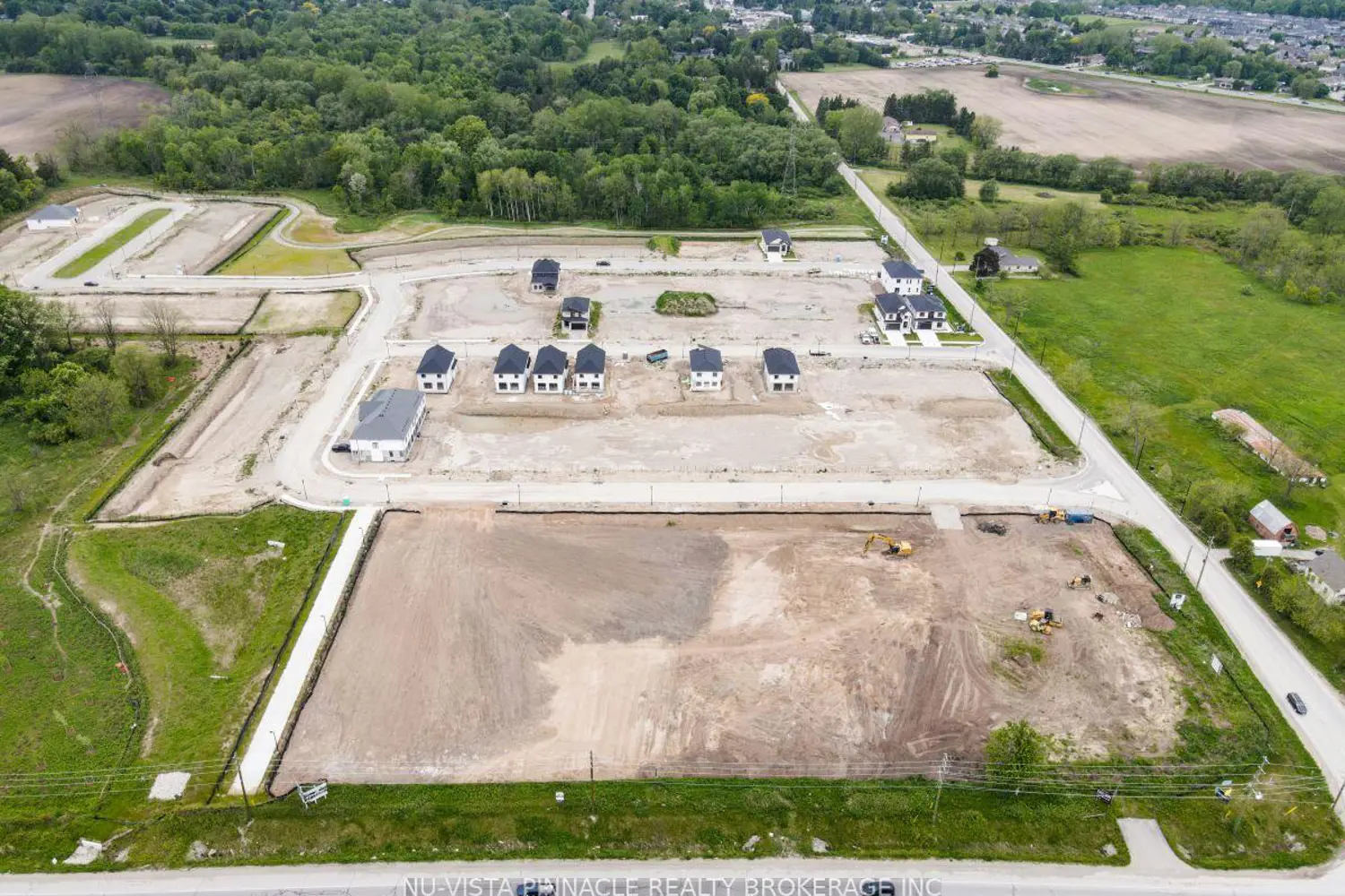 4252 Liberty Crossing photo 4