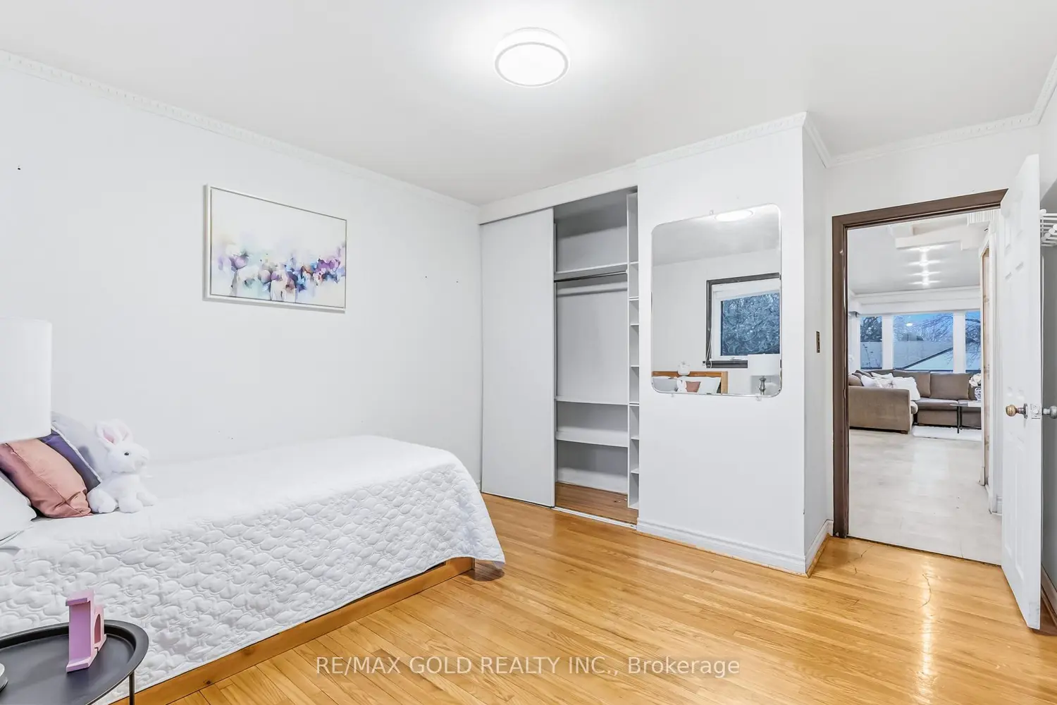 Additional image 11 of 5921 Scott Street