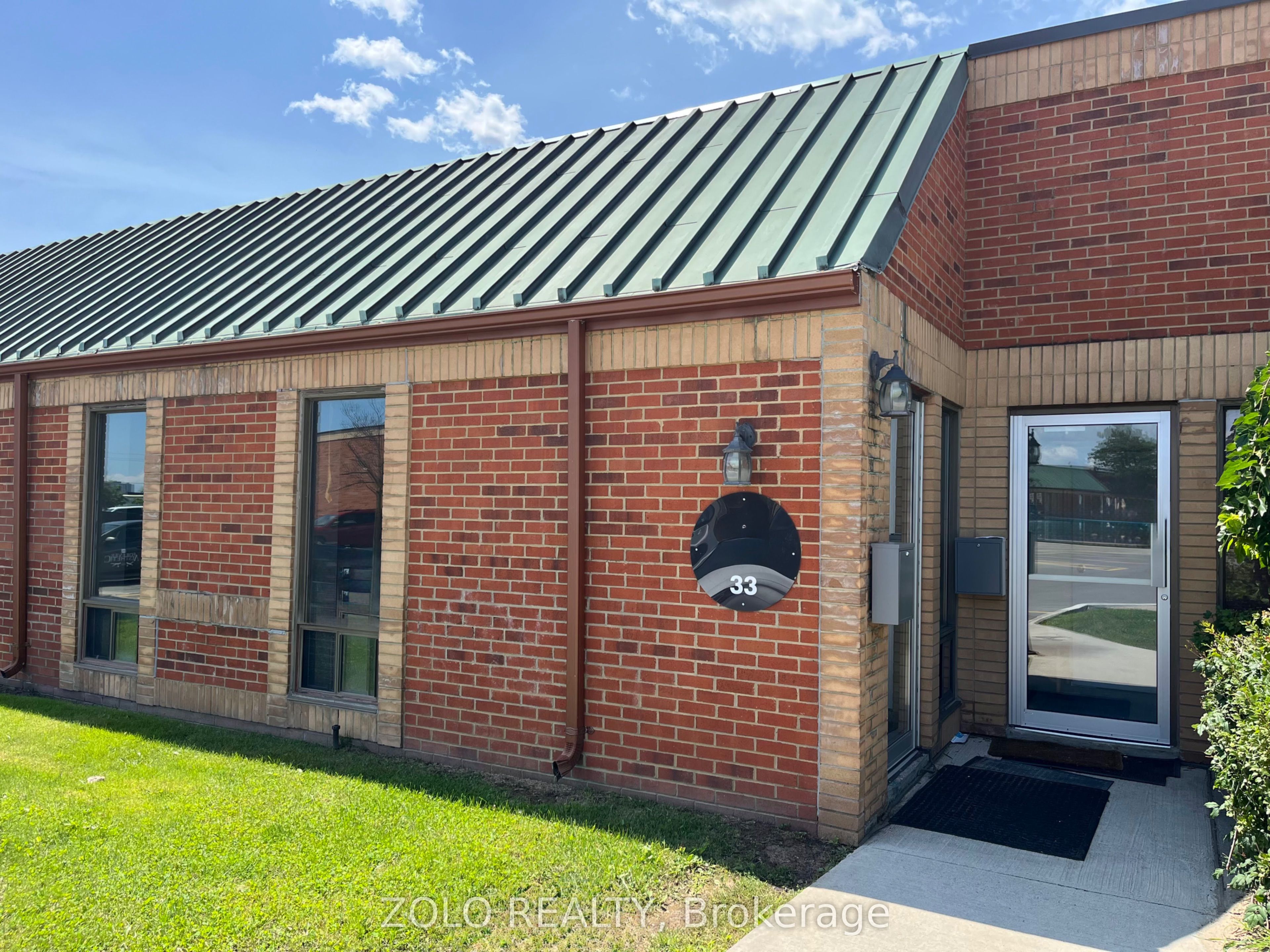 33-1200 Aerowood Drive, Mississauga, ON, L4W 2S7