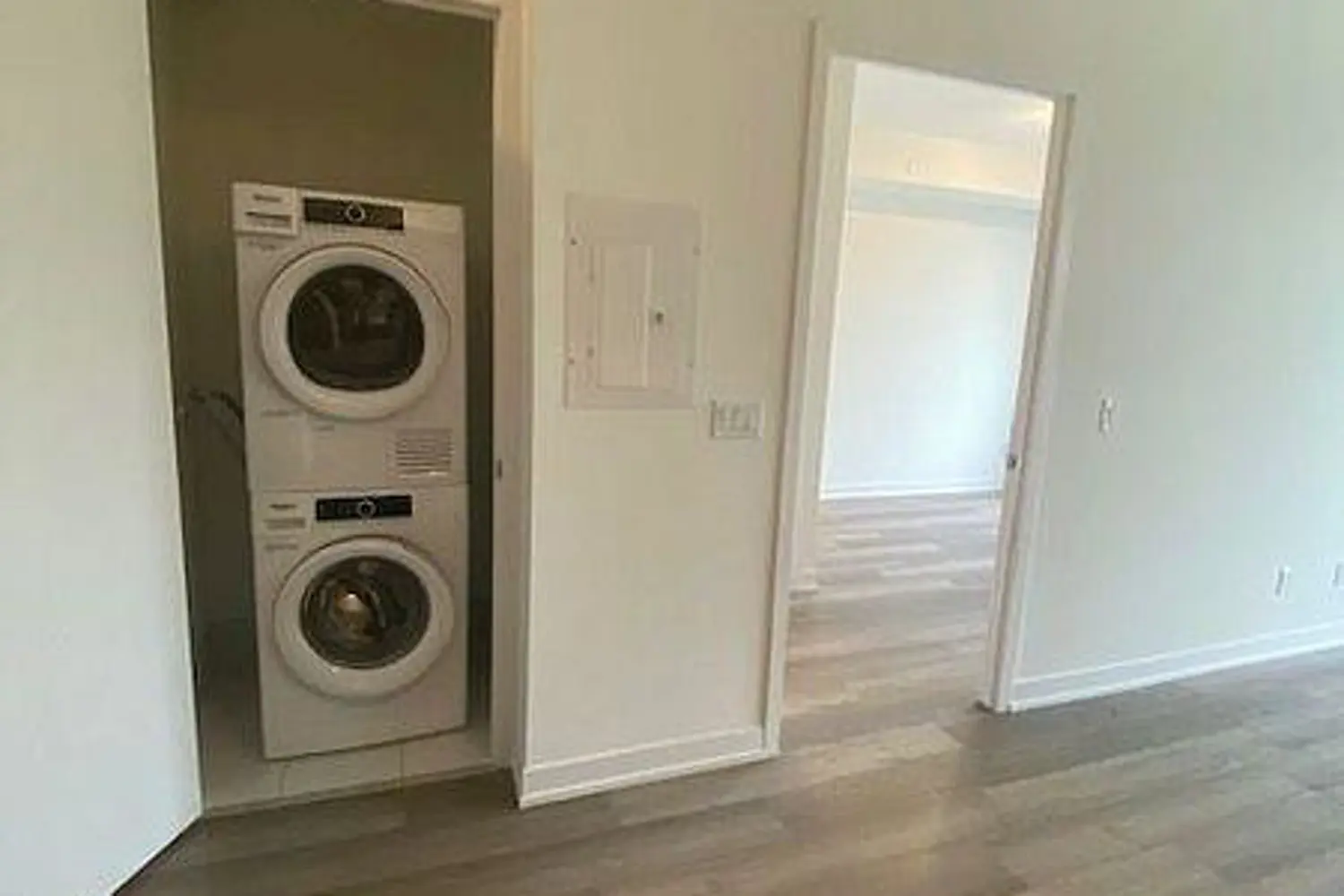6 David Eyer Road 207 photo 5