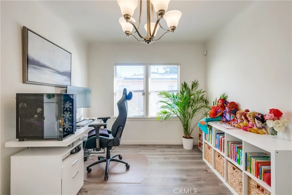 Additional image 58 of 2709 E Van Buren St, Long Beach, CA 90810