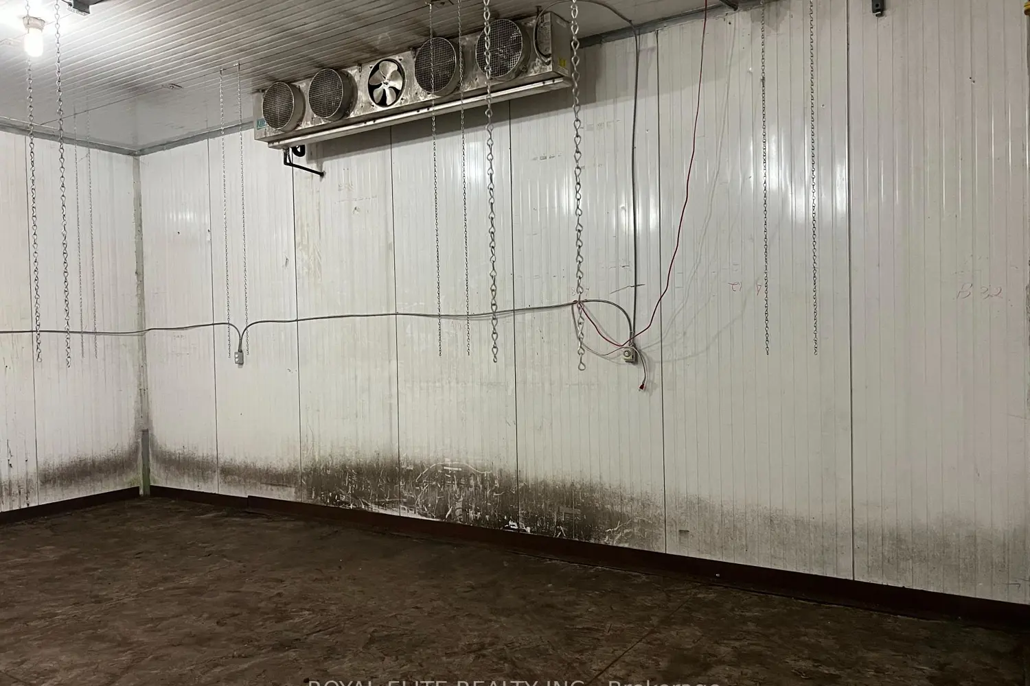 Additional image 5 of 635 Strawberry Lane