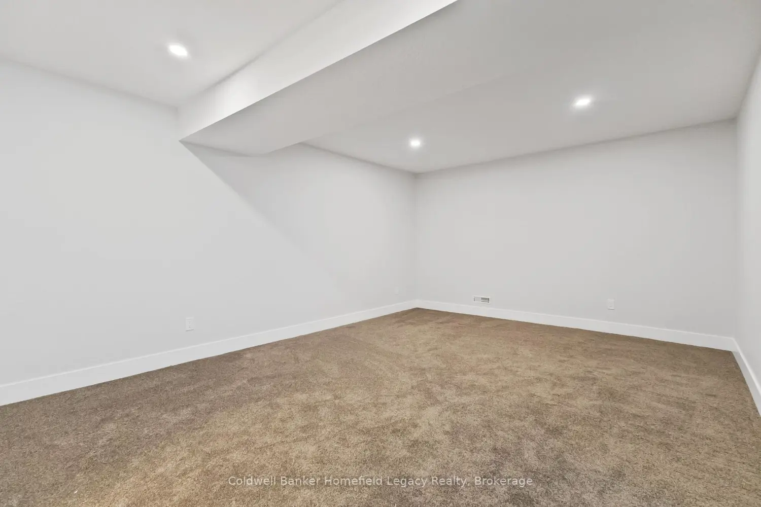 Additional image 13 of 165 Egan Avenue 6