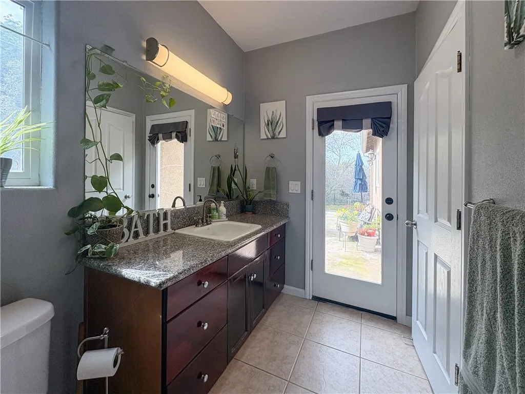 Additional image 21 of 39313 Squaw Valley, Squaw Valley, CA 93675