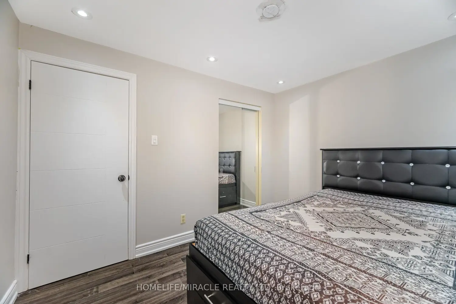 Additional image 11 of 345 Silverstone Drive