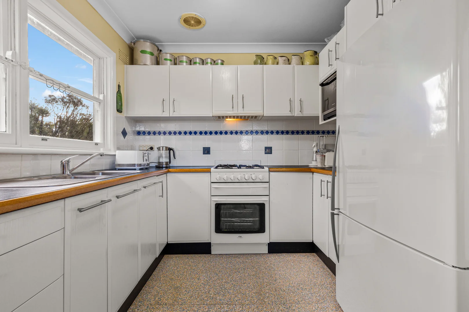 Additional image 10 of 174 Tableland Rd, Wentworth Falls NSW 2782