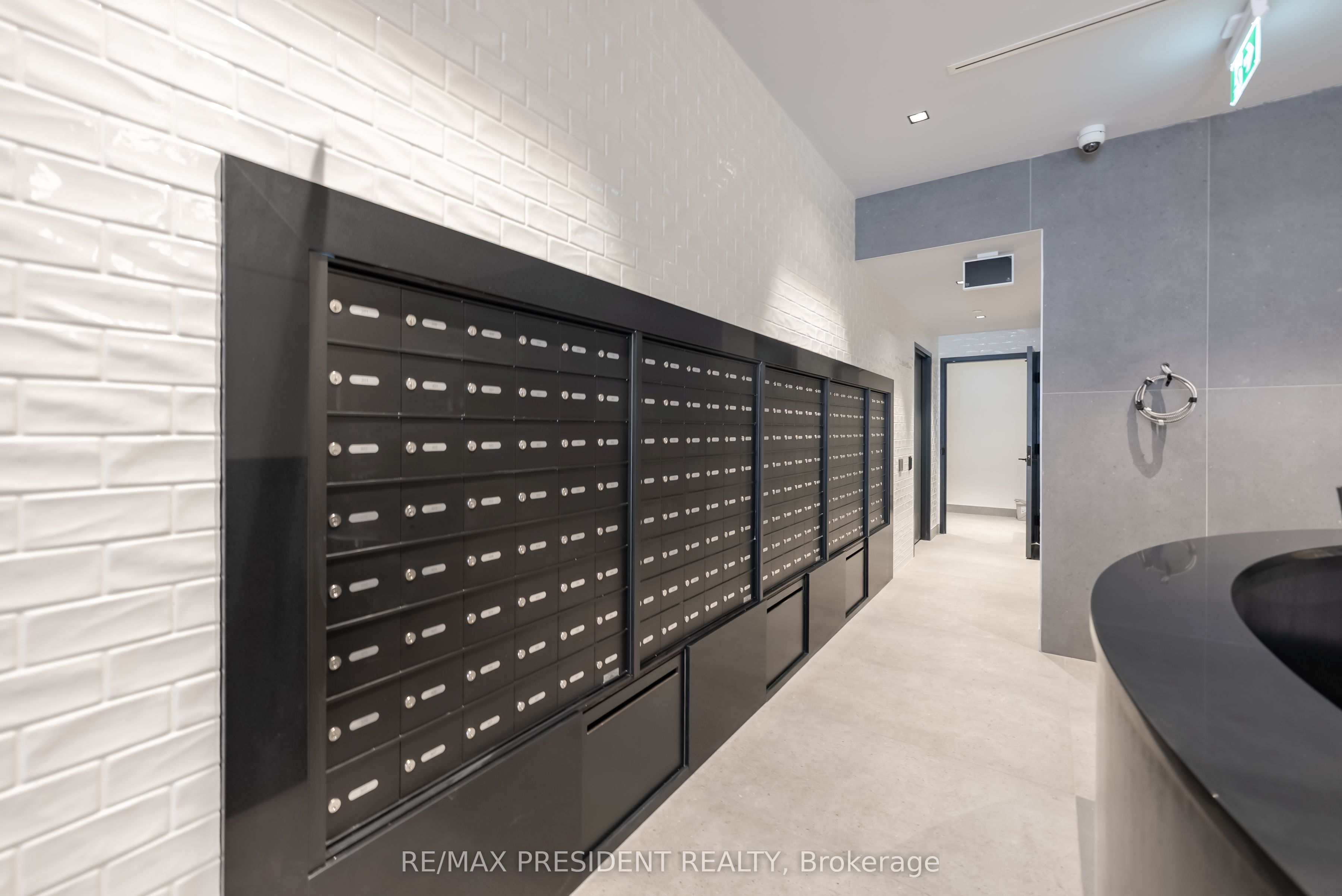 Additional image 4 of 903-284 King Street E, Toronto, ON, M5A 0K3