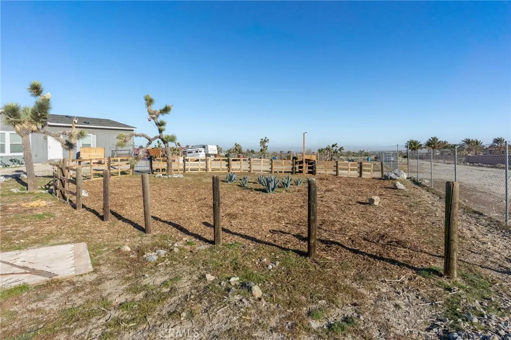 Additional image 49 of 11074 Redwood Rd, Pinon Hills, CA 92372