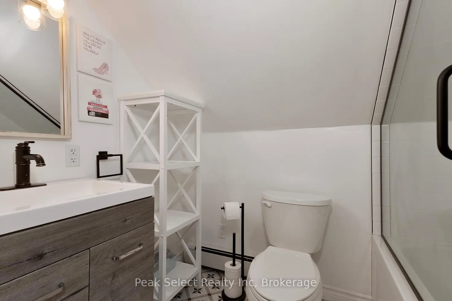 Additional image 7 of 363 Queen Street