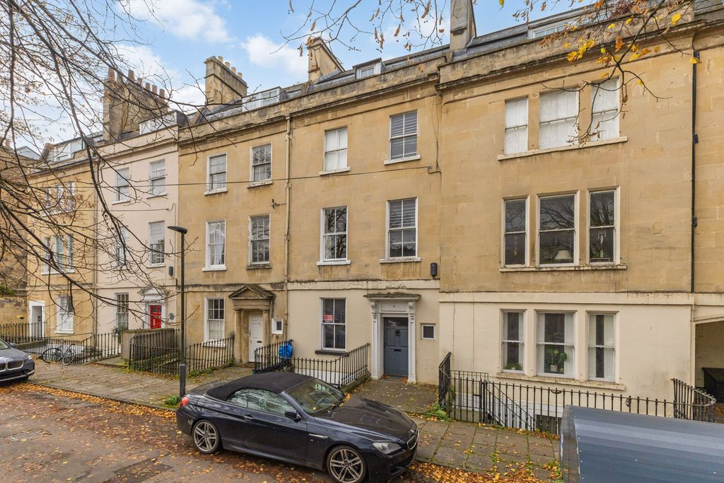 2 bed flat for saleKensington Place, Bath BA1