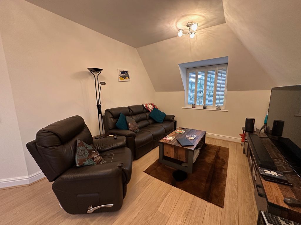 Additional image 2 of 2 bed flat for saleFernbank Road, Ascot SL5
