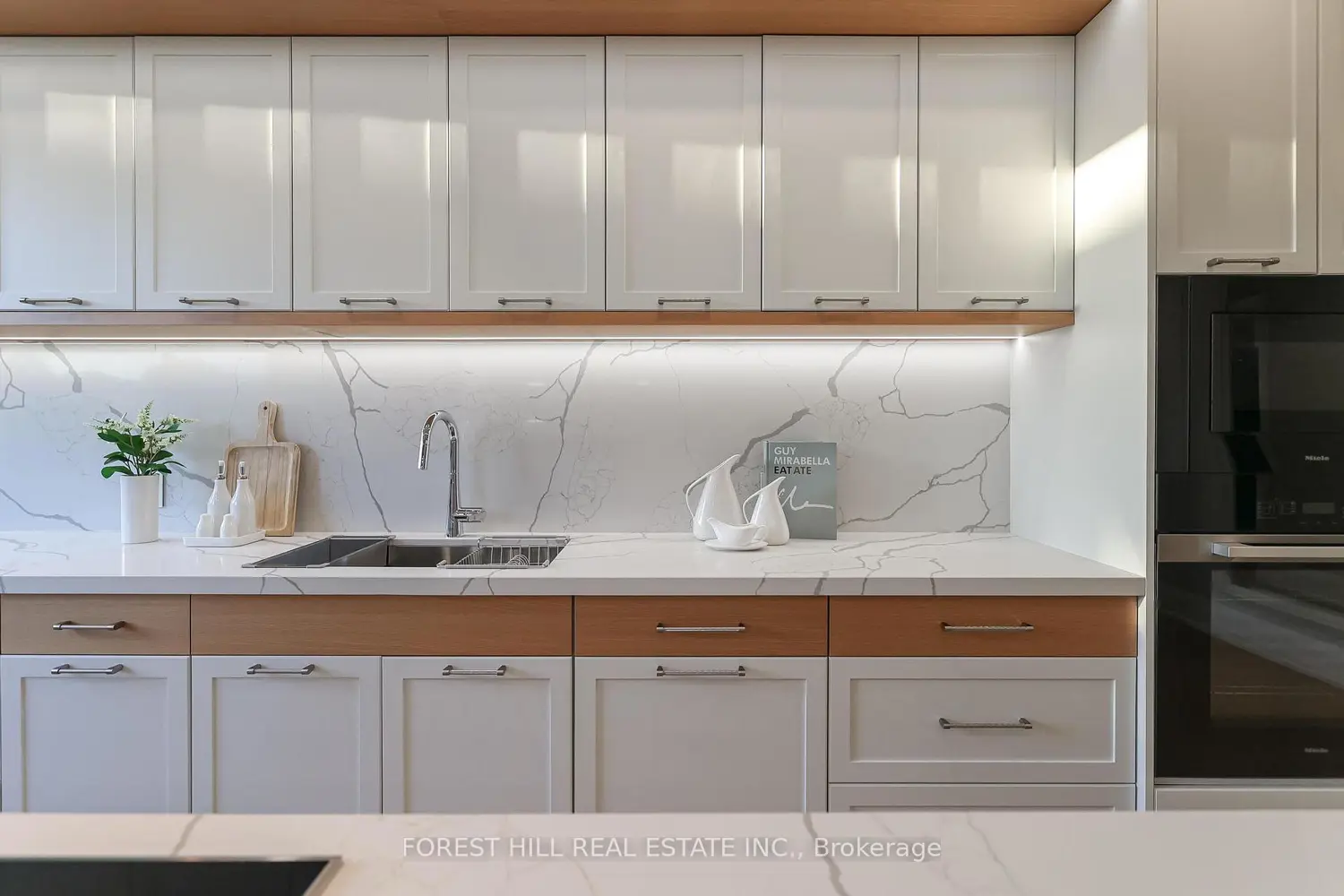 Additional image 11 of 342 Spadina Road 301