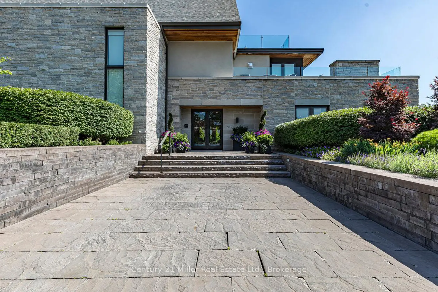 Additional image 3 of 10 Maple Grove Drive 26