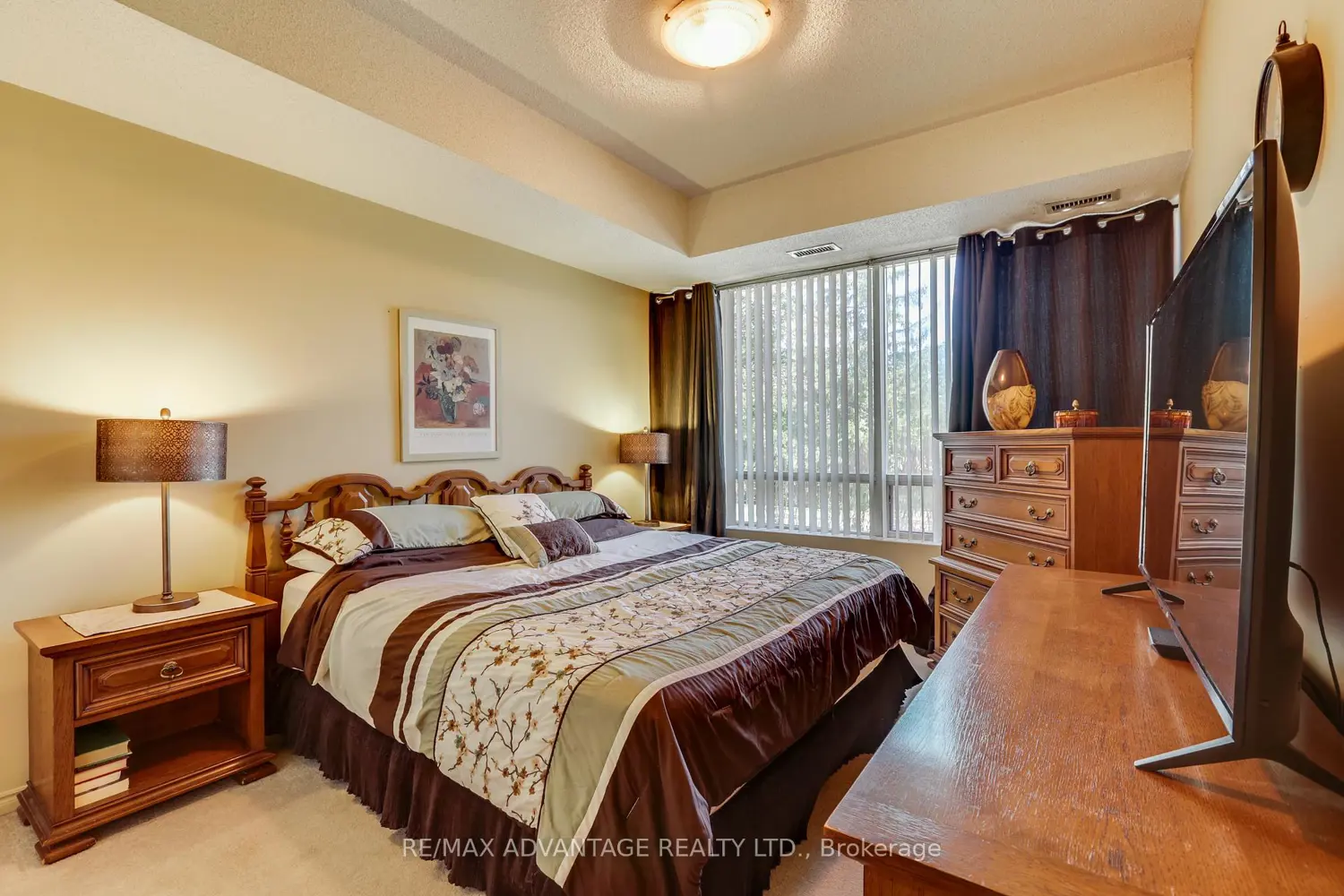 Additional image 15 of 521 Riverside Drive 105