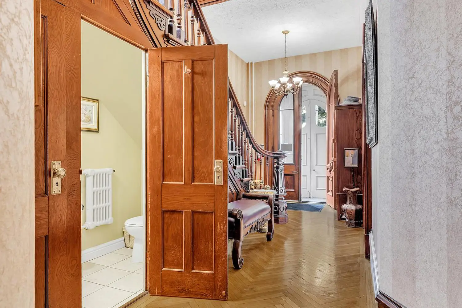 Additional image 9 of 77 Light Street