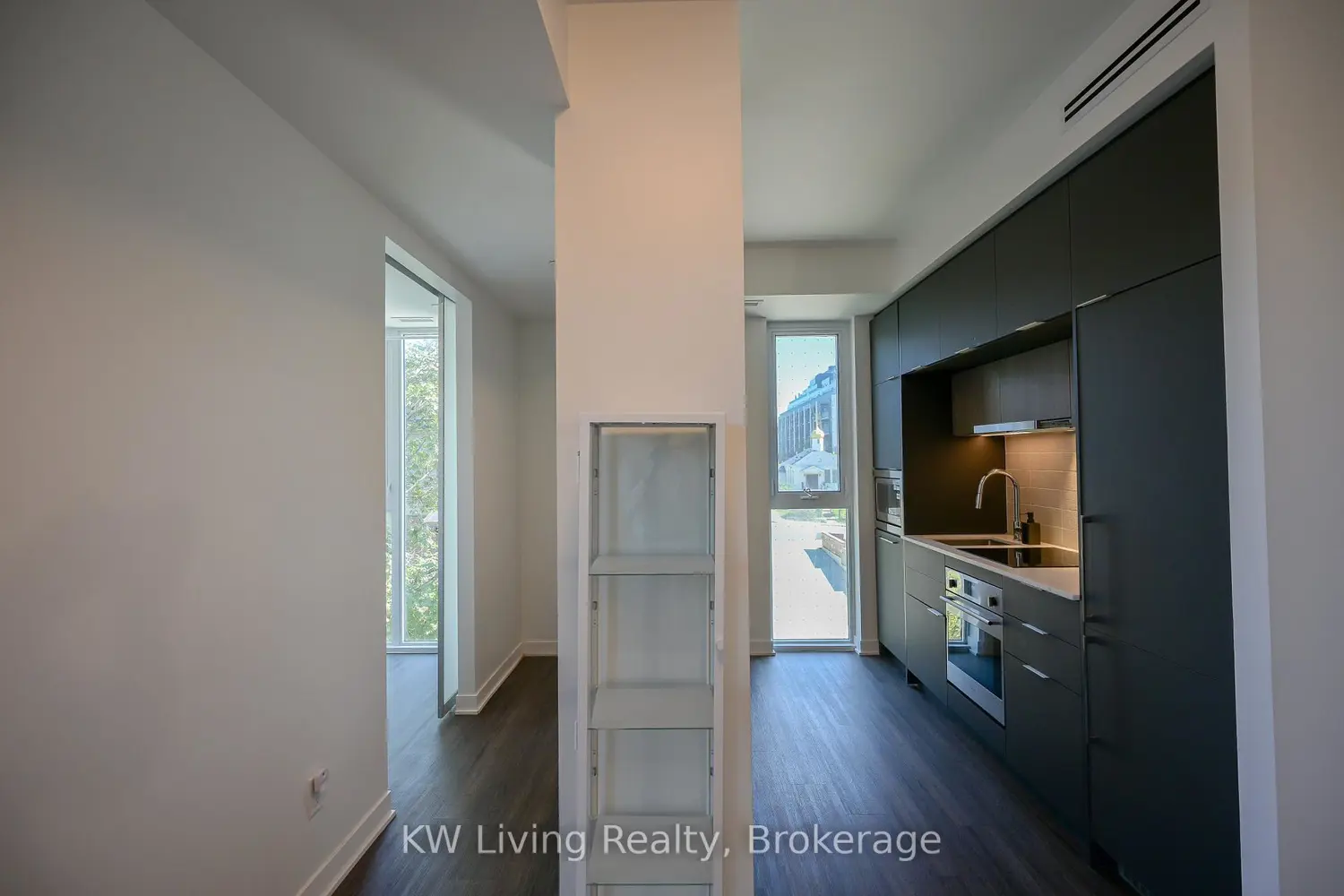 Additional image 9 of 185 Alberta Avenue 303
