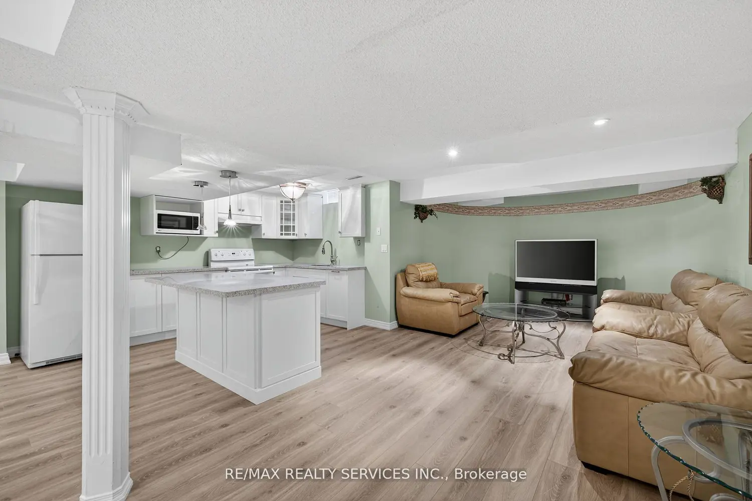 Additional image 15 of 124 Royal Valley Drive