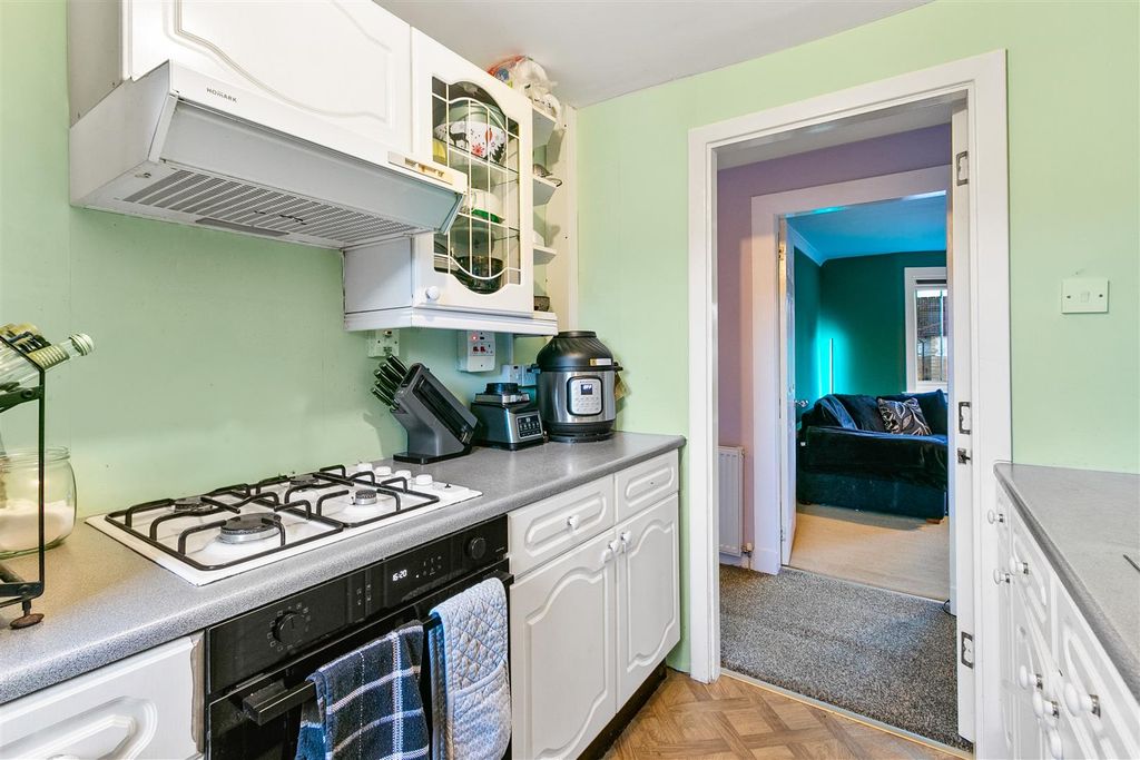 Additional image 7 of 2 bed flat for saleCastlegreen Street, Dumbarton G82
