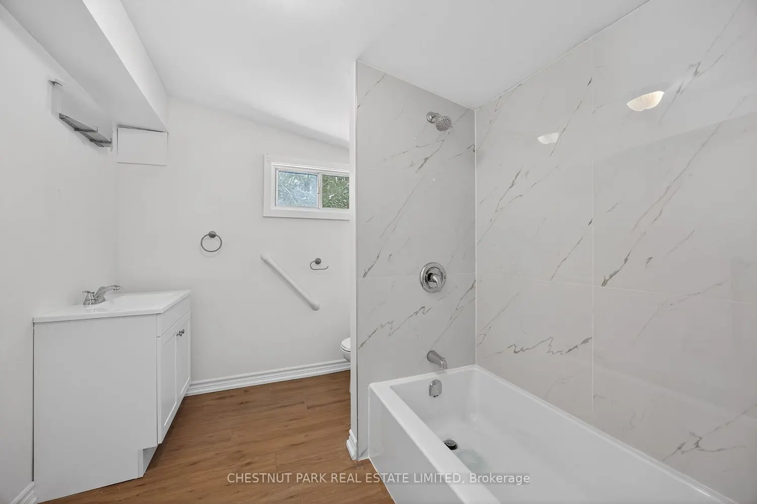 Additional image 10 of 3410 Beachview Avenue