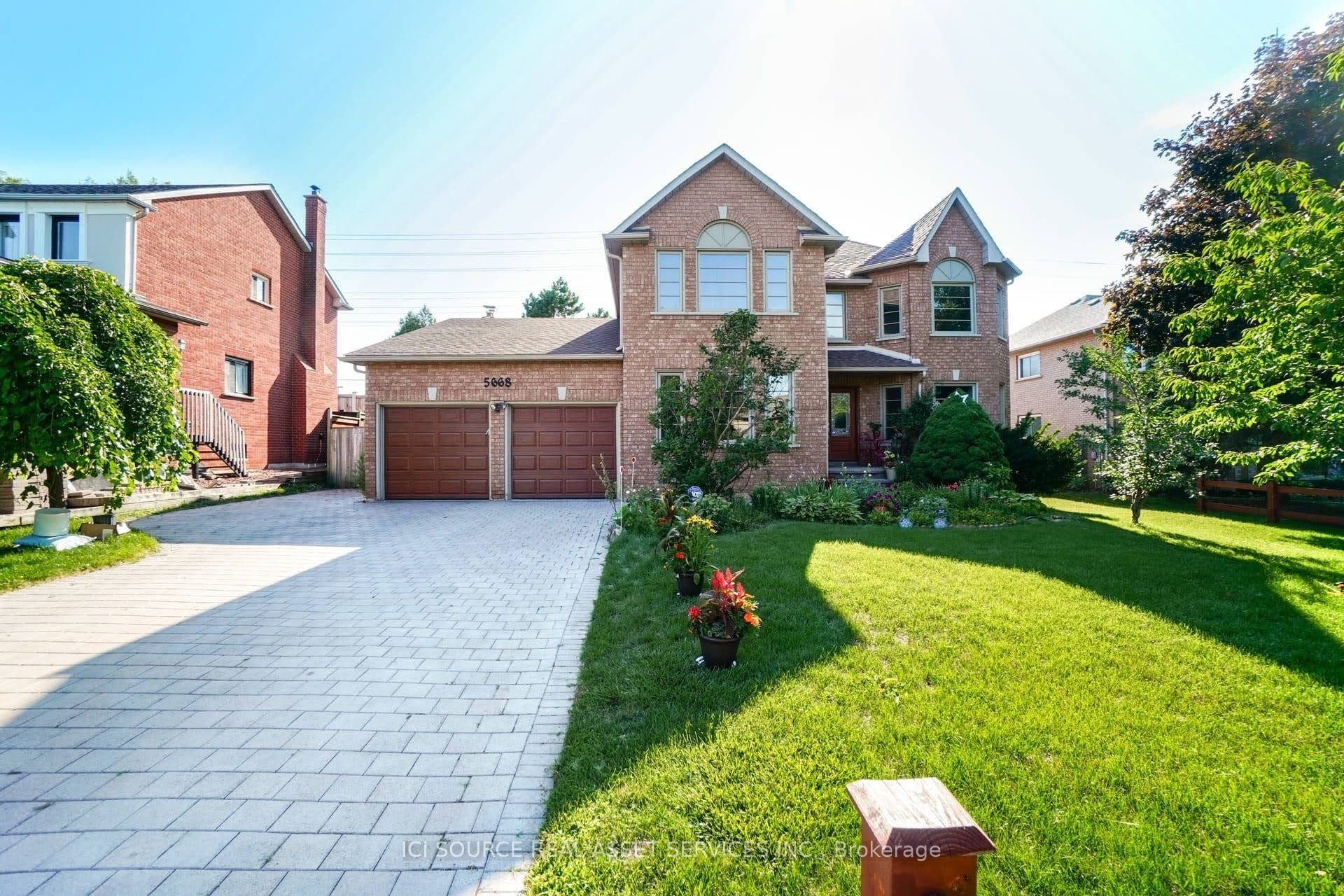 Upper-5668 Turney Drive, Mississauga, ON, L5M 4Y9