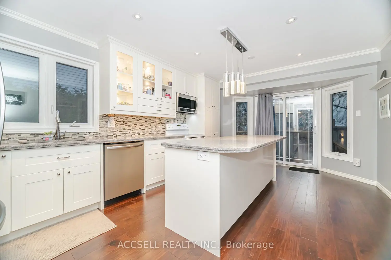 Additional image 4 of 3 Longyear Drive