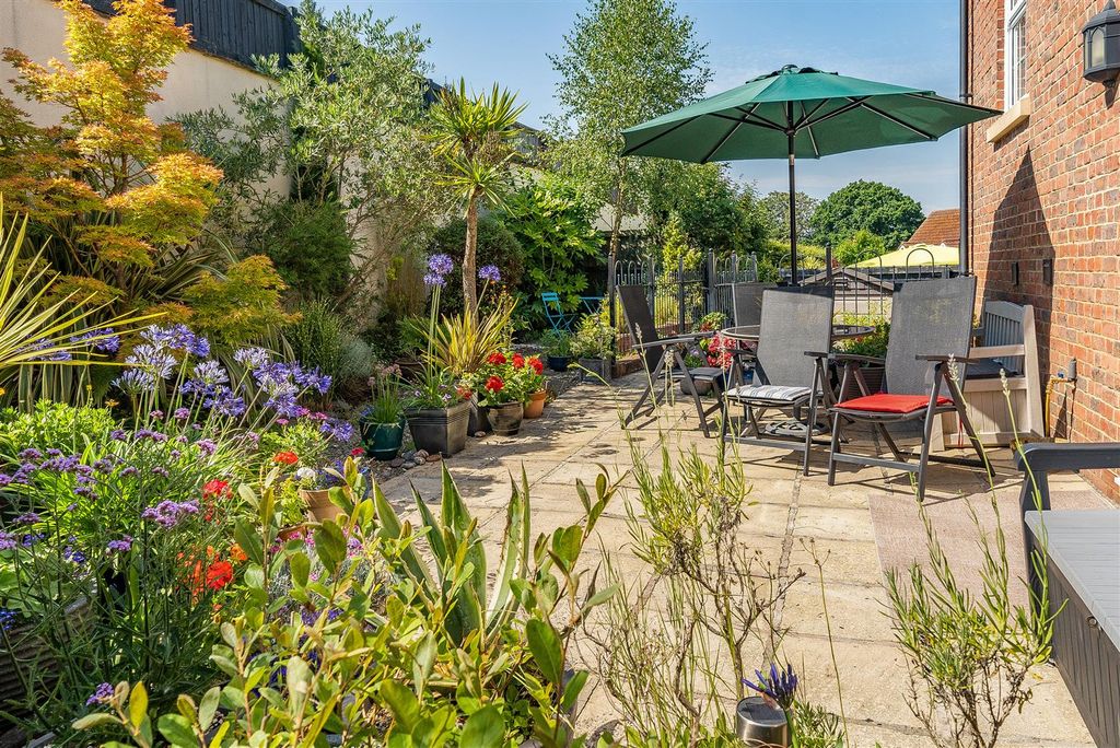 Additional image 14 of 4 bed detached house for saleWoodroffe Meadow, Lyme Regis DT7