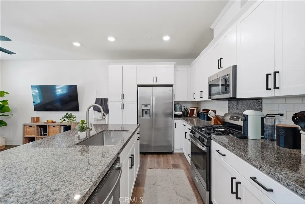 Additional image 14 of 14562 Sienna Place, Eastvale, CA 92880