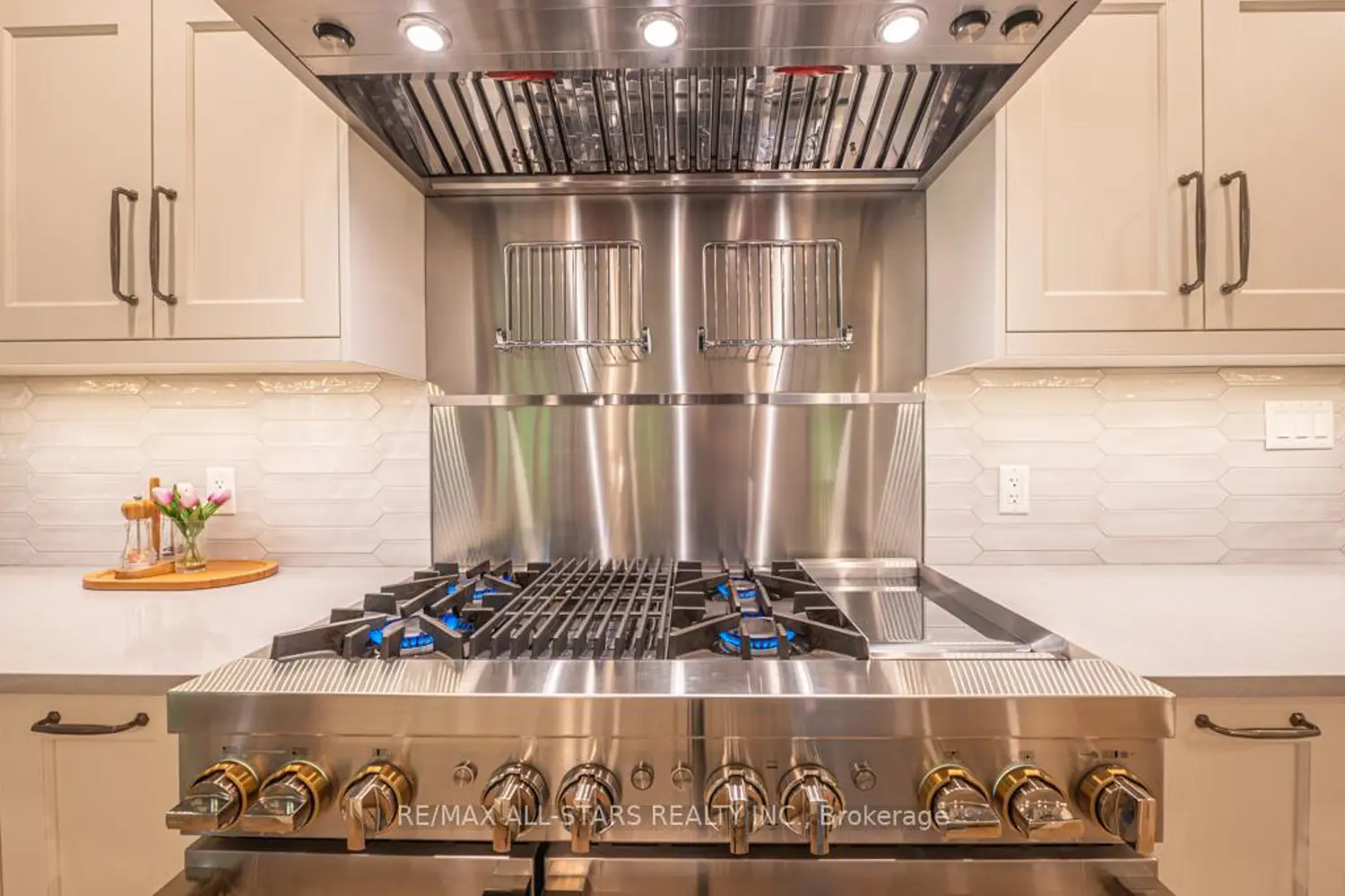 Additional image 7 of 228 Riverside Drive