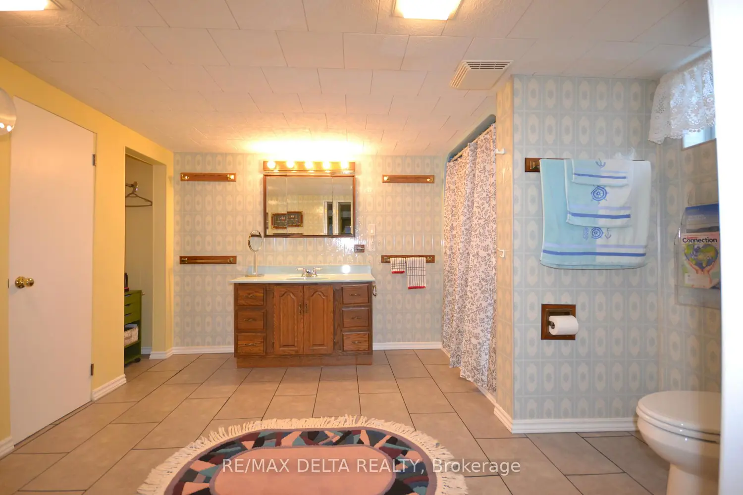 Additional image 17 of 909 Chapman Street