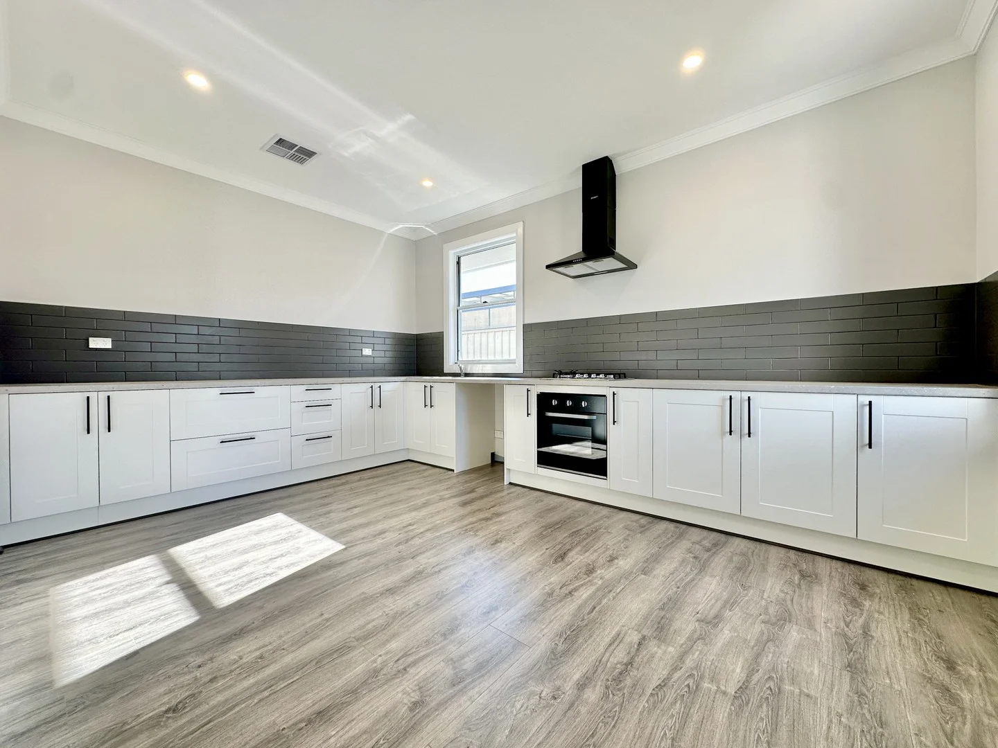 Additional image 5 of 21 Fourth Street, Bordertown SA 5268