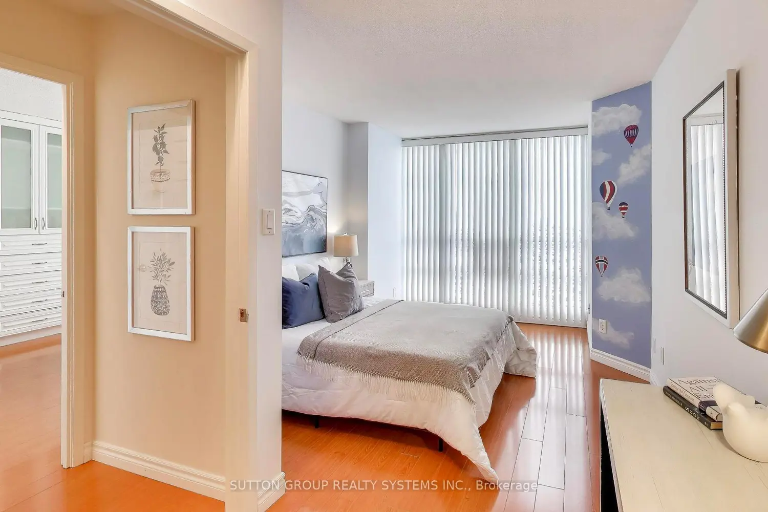 Additional image 2 of 45 Kingsbridge Garden Circle 3307