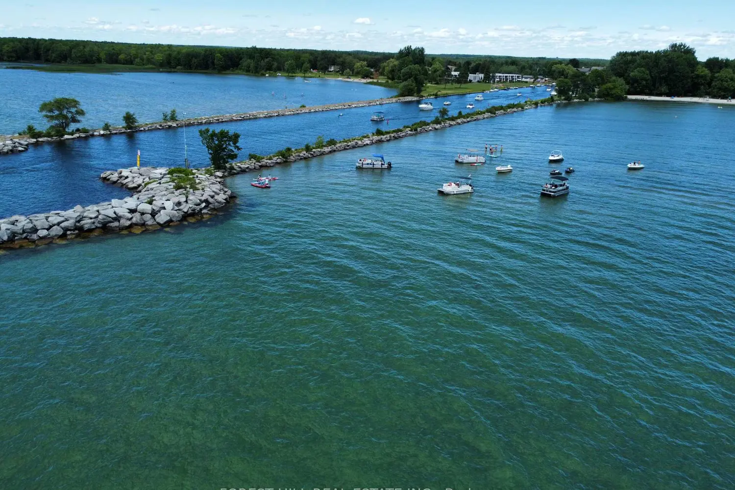 Additional image 19 of 70 Laguna Parkway 9