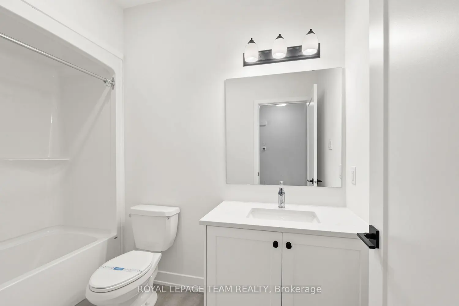 Additional image 6 of 1057 Moore Street