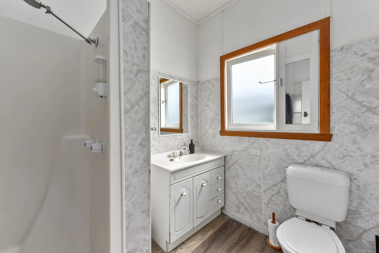 Additional image 16 of 9 Lake Street, Edenhope VIC 3318