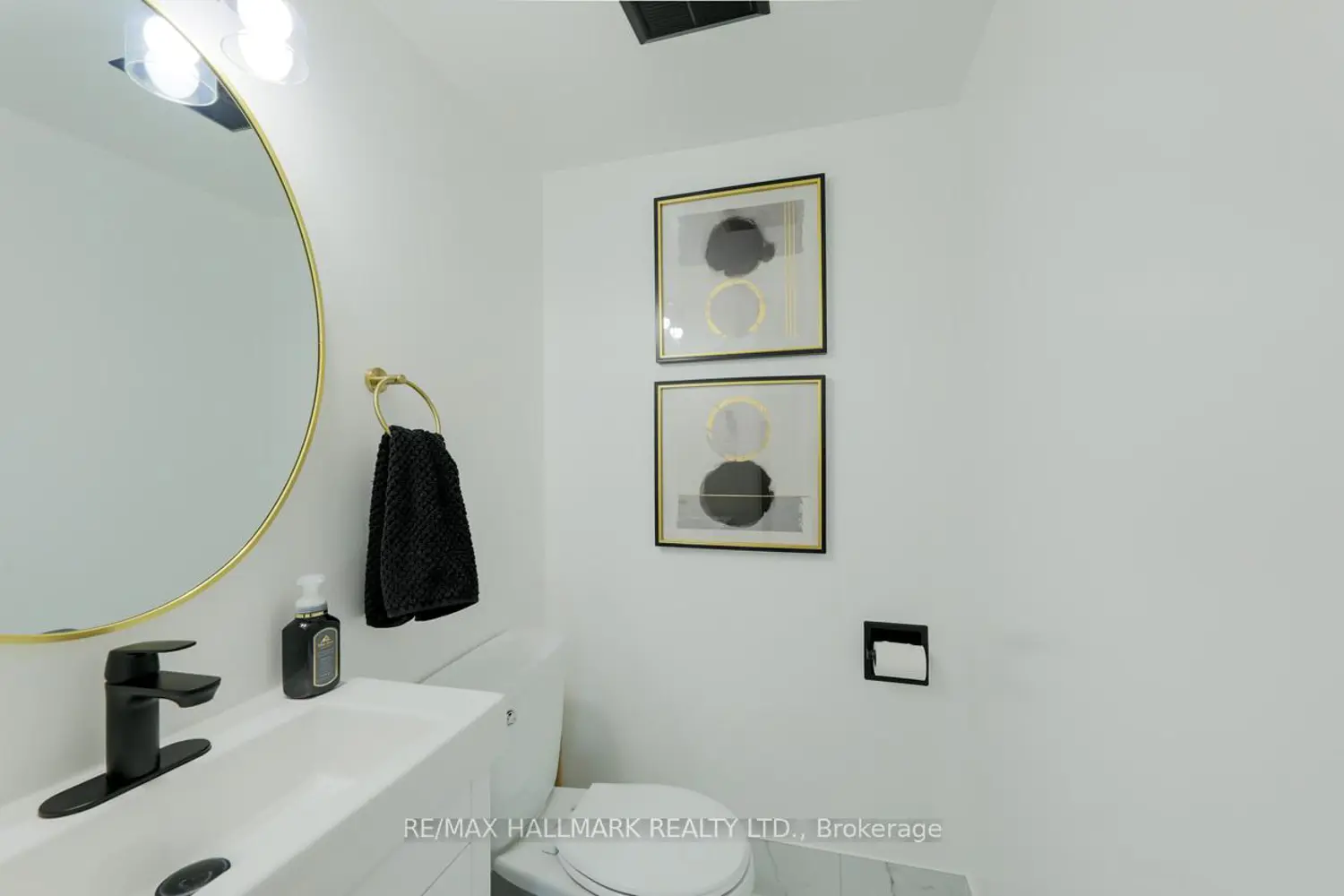 Additional image 9 of 3590 Kaneff Crescent 702