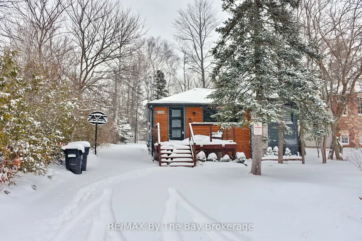 15 61St Street photo 2