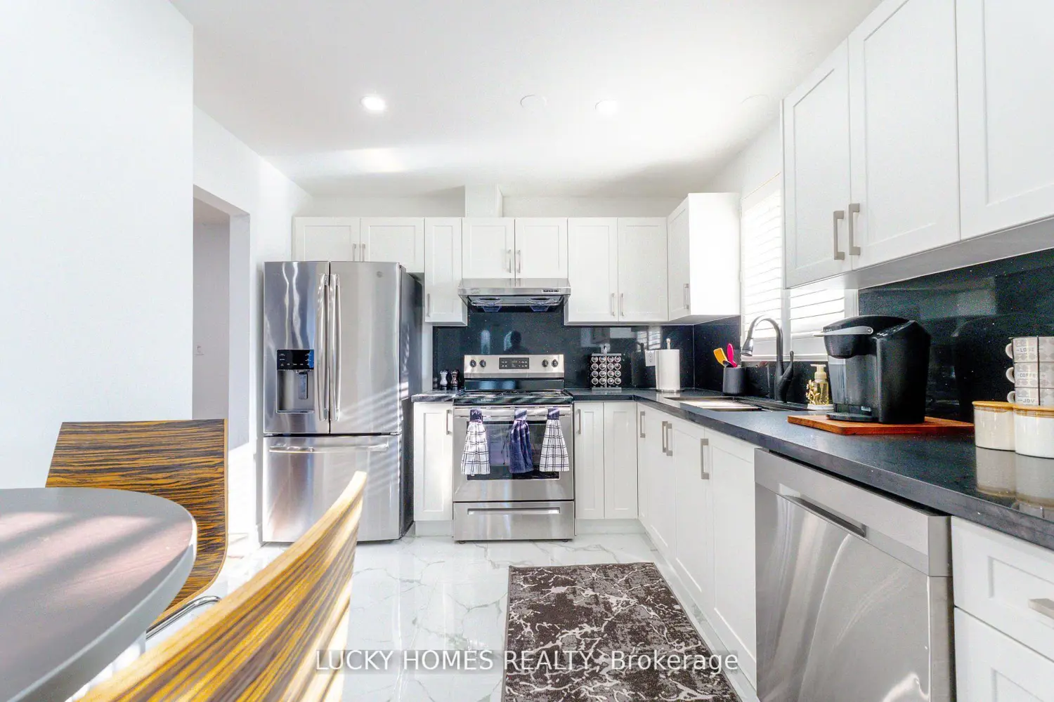 Additional image 8 of 33 Vanstone Court