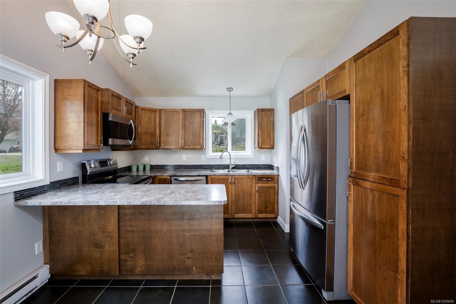 Additional image 3 of 650 Hamilton Avenue, Nanaimo, BC, V9R 4G4