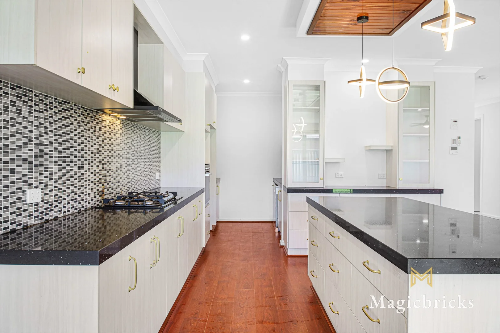 Additional image 4 of 3 BRACKNELL CRESCENT, Strathtulloh VIC 3338