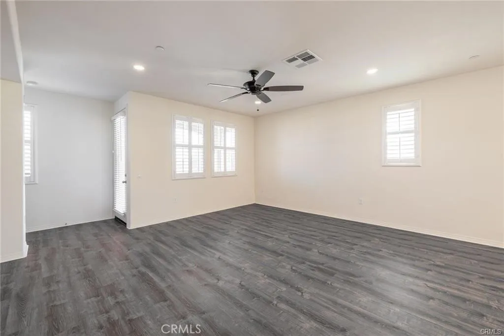 Additional image 6 of 120 S Pacific Avenue S Unit 39, Santa Ana, CA 92703