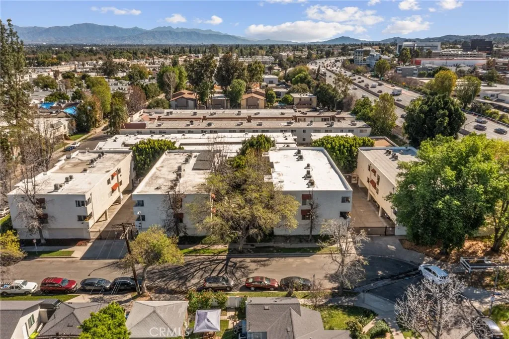 Additional image 52 of 5652 Yolanda Avenue Unit 7, Tarzana, CA 91356