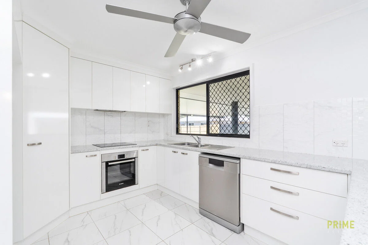 Additional image 8 of 2/86 Colyton Street, Torquay QLD 4655