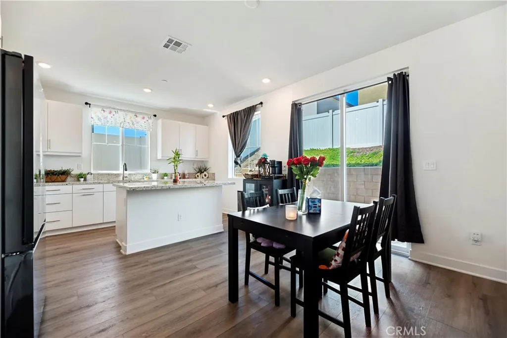 Additional image 9 of 364 Castaic Way, Rialto, CA 92377