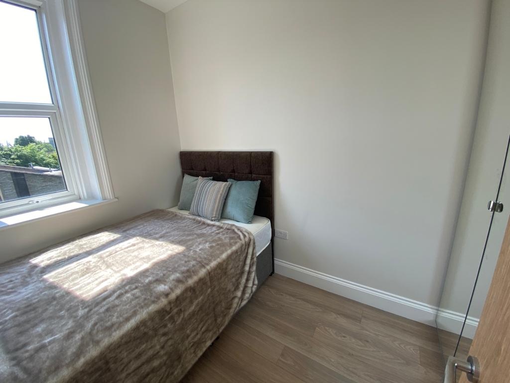 Additional image 9 of 1 Bed Flat, Otley Road, LS16, N1 7GU