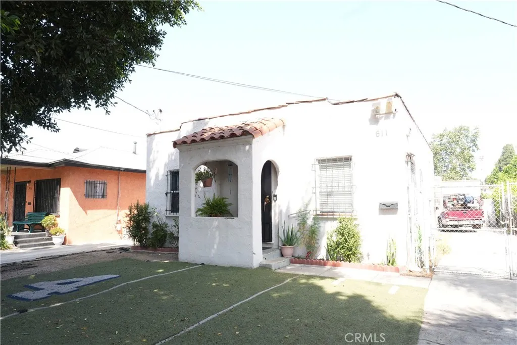 Additional image 43 of 611 W 91st St, Los Angeles, CA 90044