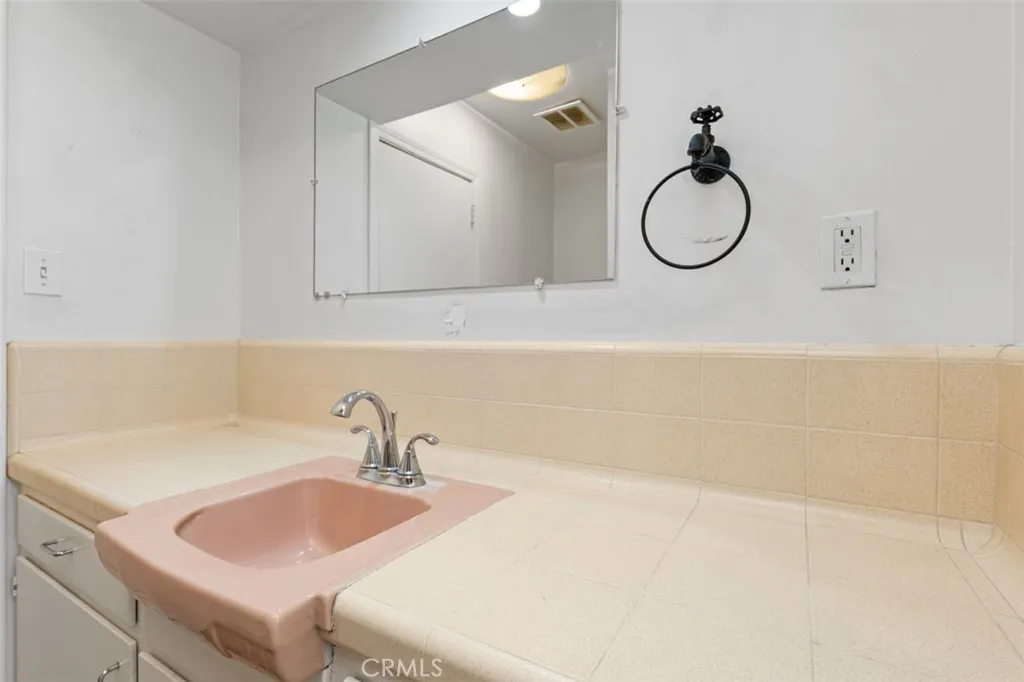 Additional image 26 of 21801 Providencia St, Woodland Hills, CA 91364