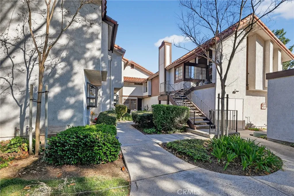 Additional image 2 of 304 Molokai Dr, Placentia, CA 92870