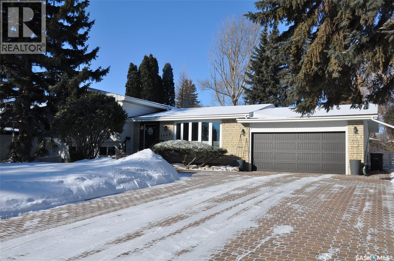 Additional image 2 of 3606 Balfour Court, Saskatoon, SK, S7H4B2
