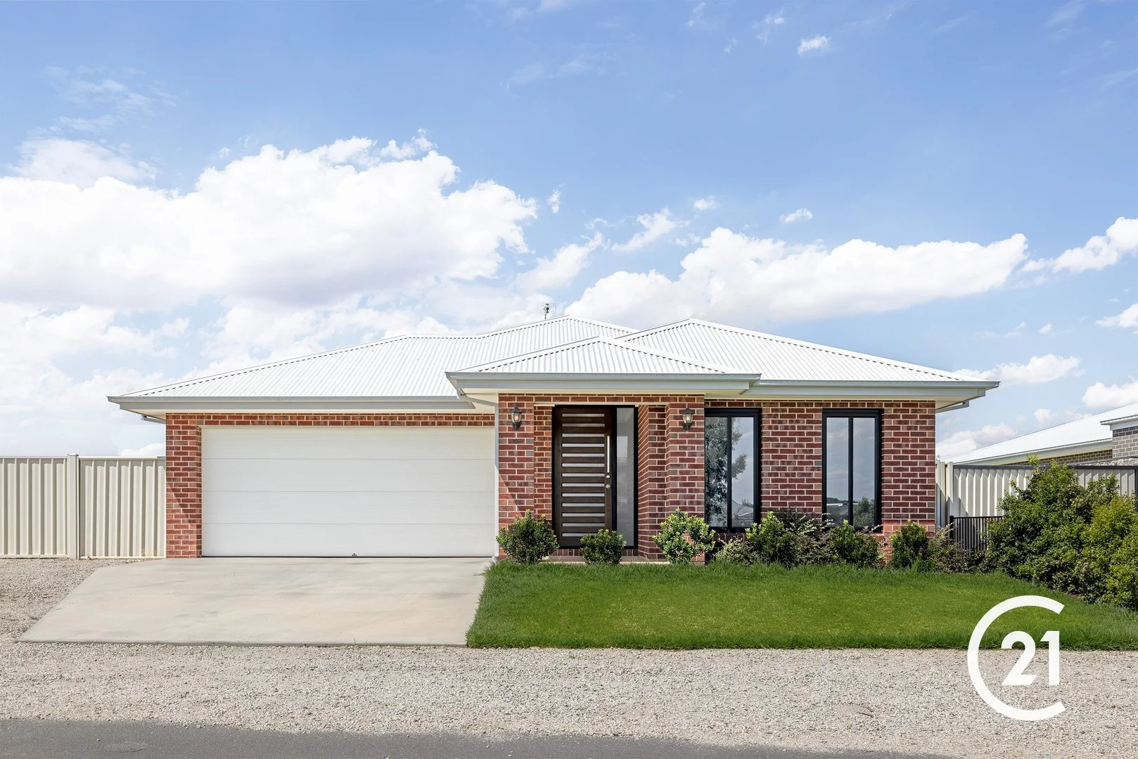 14 Black Swan Boulevard, Moama NSW 2731